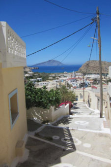 Wandelen door de straatjes in Arkasa Karpathos Griekenland