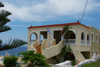 Groot huis in Arkasa Karpathos Griekenland