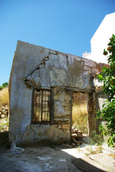 Bouwval gezocht in Volada Karpathos Griekenland