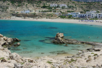 Het golvenstrand van Lefkos Karpathos