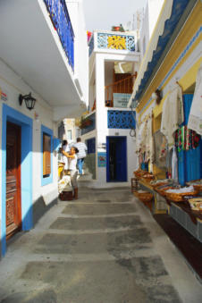 Kleurig straatje in Olympos