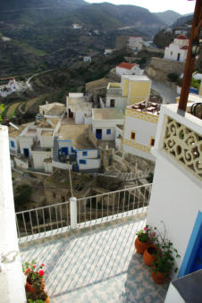 Mozaiekvloer op terras huis in Olympos