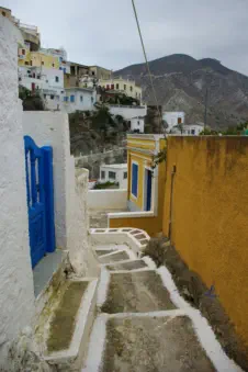 Wandelpad langs het dorp Olympos bij de zee
